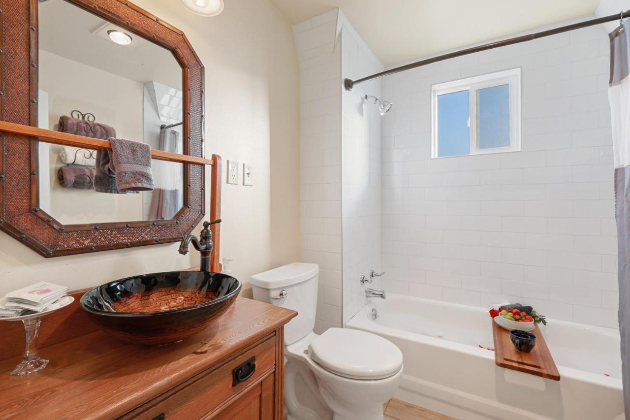 Garden City House With Hot Tub Colorado Springs Bagian luar foto
