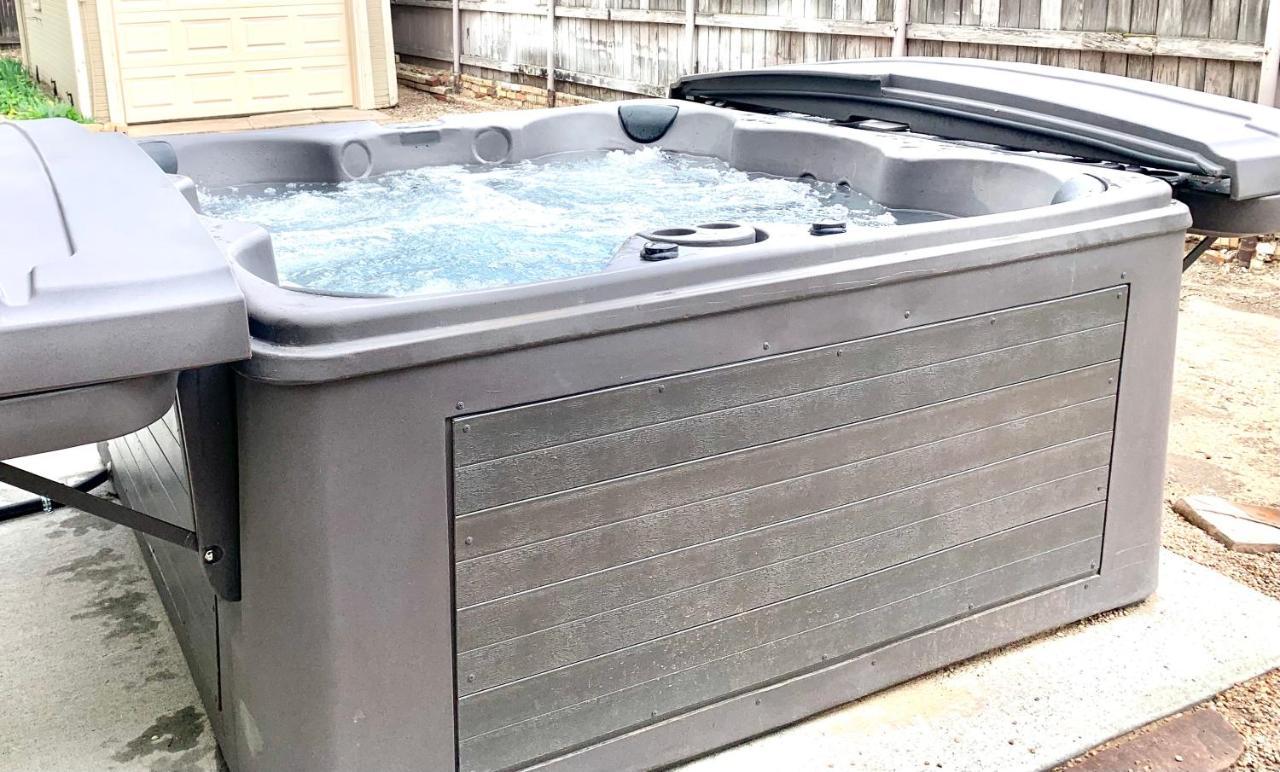 Garden City House With Hot Tub Colorado Springs Bagian luar foto